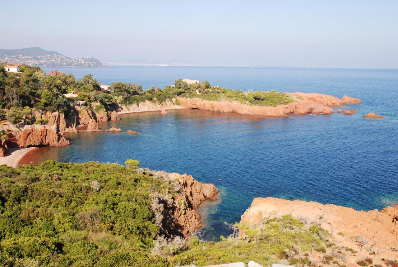 Agay Cap Esterel Le Hameau F2 Clim Plein Sud Dernier Etage Magnifique Vue Mer Saint-Raphaël Exterior foto