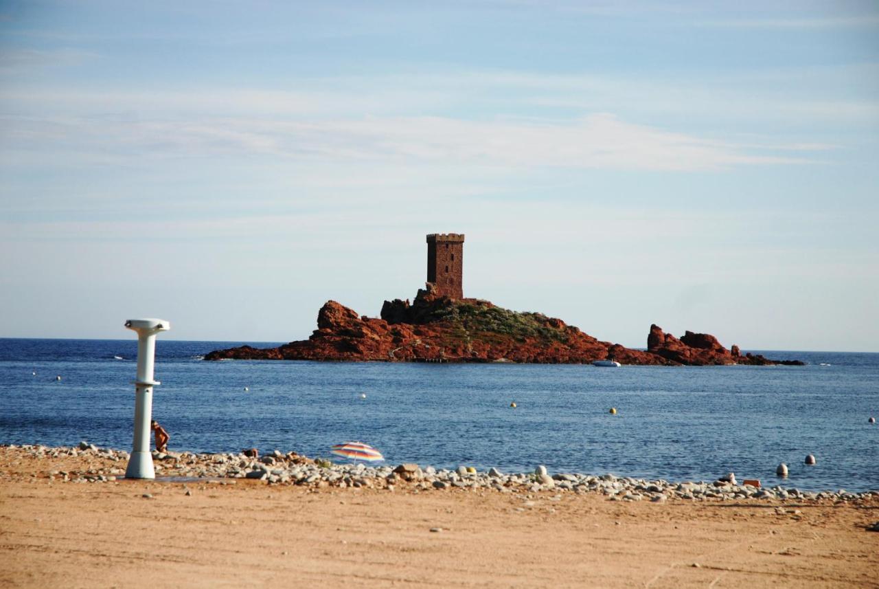 Agay Cap Esterel Le Hameau F2 Clim Plein Sud Dernier Etage Magnifique Vue Mer Saint-Raphaël Exterior foto