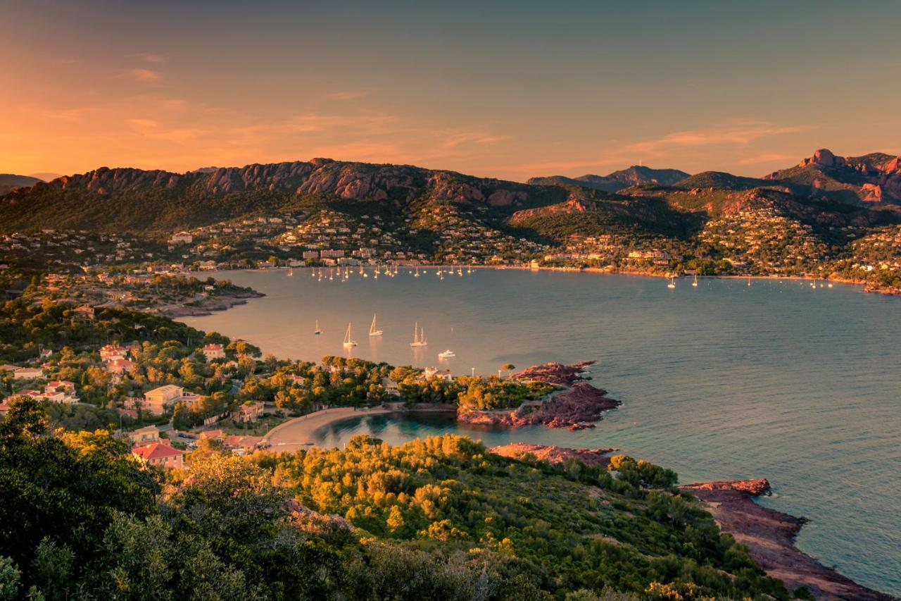 Agay Cap Esterel Le Hameau F2 Clim Plein Sud Dernier Etage Magnifique Vue Mer Saint-Raphaël Exterior foto