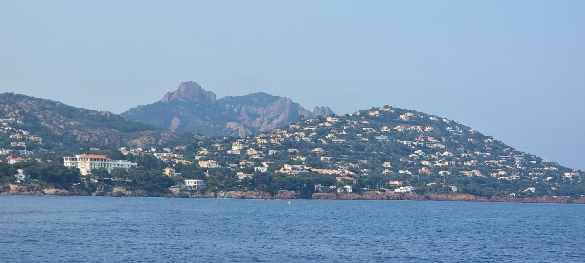 Agay Cap Esterel Le Hameau F2 Clim Plein Sud Dernier Etage Magnifique Vue Mer Saint-Raphaël Exterior foto